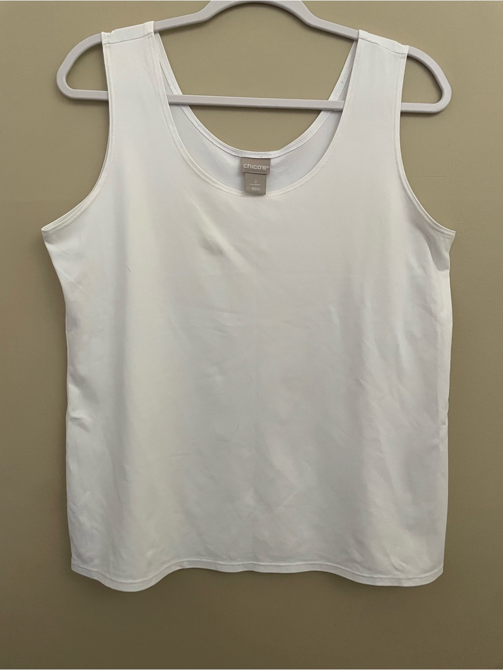 Chico's Classic White Scoop Neck Tank Top Layering Shell Size 2 Large